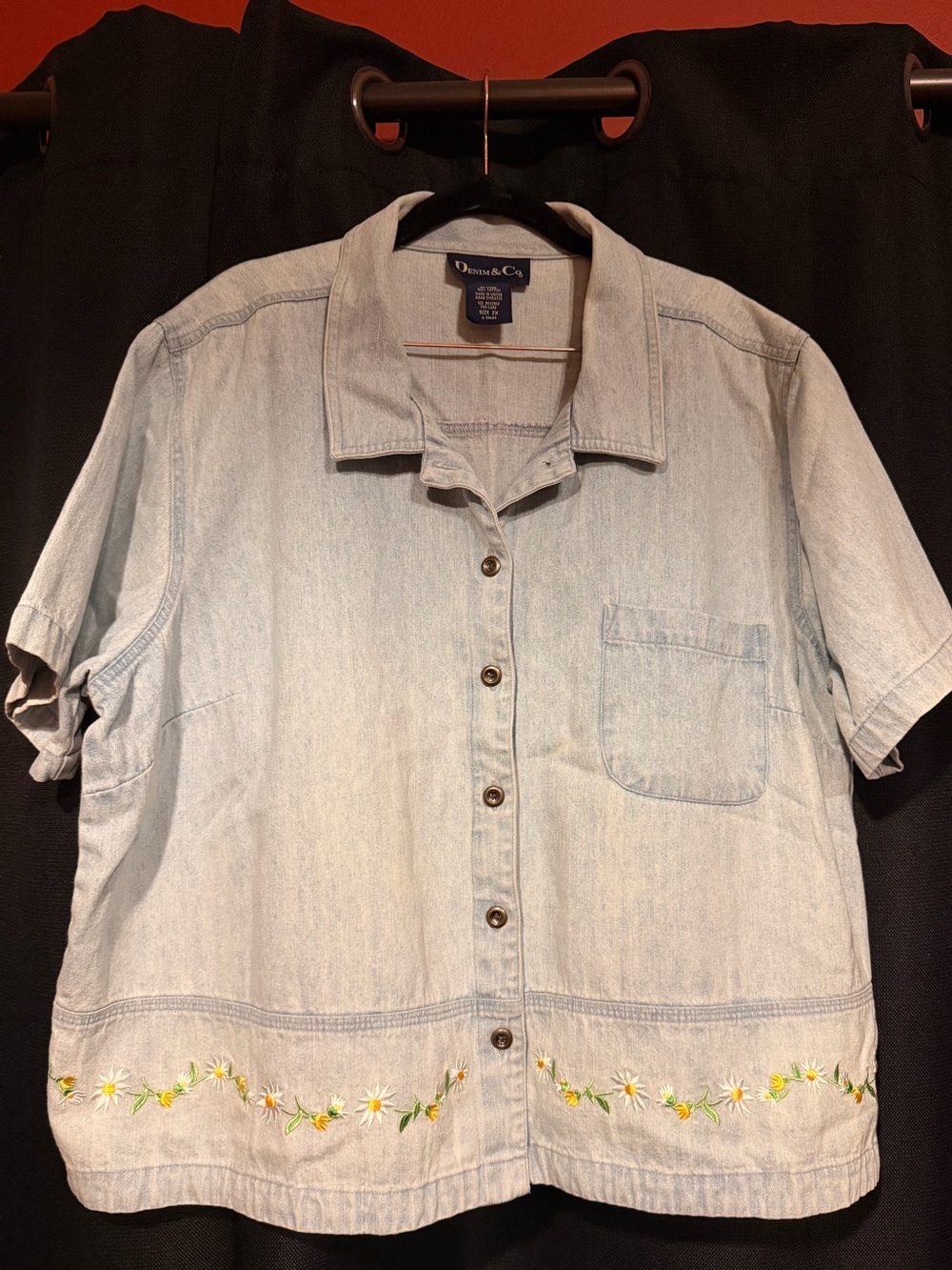Y2K Denim & Co Chambray Denim Short Sleeve Button Up Embroidered Daisies Size 2X